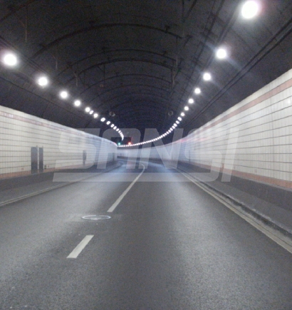 大連路隧道照（zhào）明