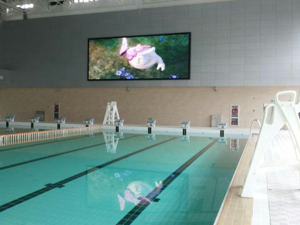 上海交通大學遊泳館led室內全彩顯示屏