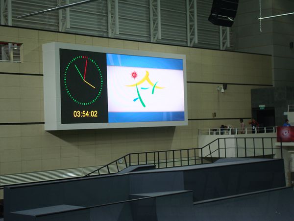 澳門科技大學（xué）體育場led室內全彩顯示屏