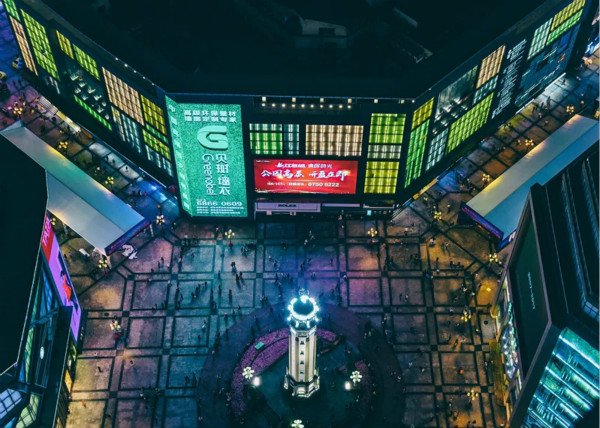 426㎡LED巨幕霸屏老商（shāng）圈