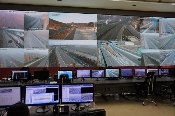 河北省（shěng）高（gāo）速公路信息管理中心70㎡室內全彩屏