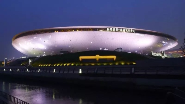 上海梅賽德斯奔馳文化中心建築