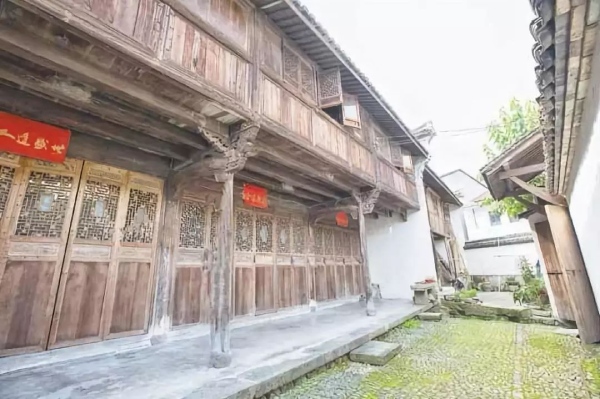 99精品国产兔费观看久久99捐資修（xiū）繕（shàn）石西民故居