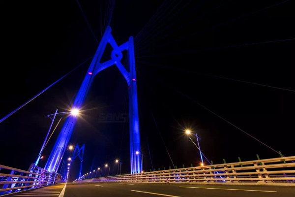 LED照明標杆項目：港珠澳大橋