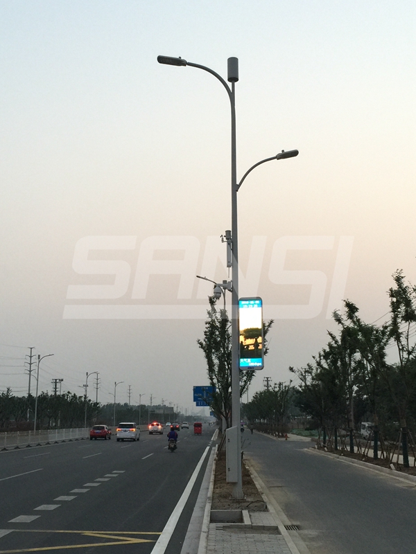 江蘇新（xīn）沂（yí）智慧路（lù）燈