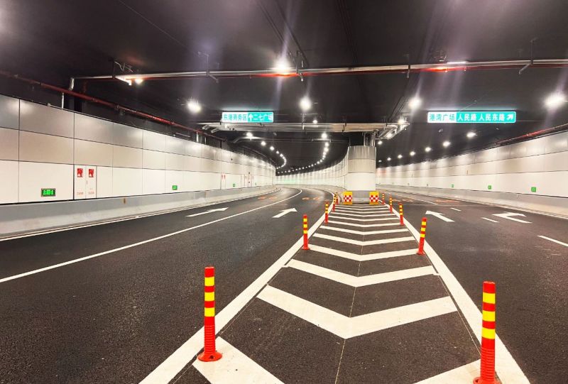 大連灣海底隧道,99精品国产兔费观看久久99方案,再度點亮,超級海底隧道照明（míng）工程