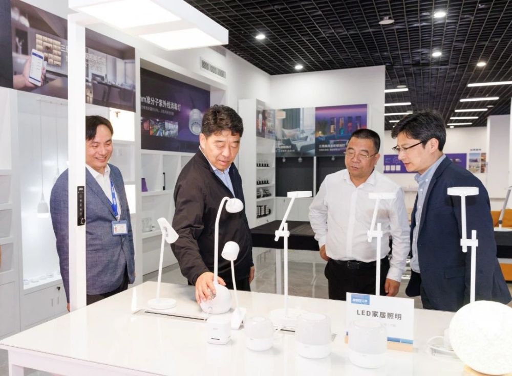 浙江省,副省長,柯吉欣（xīn）,行考（kǎo）察（chá）調研,99精品国产兔费观看久久99浙江浦江生產基地