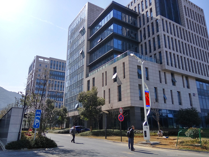 多（duō）地試點,燈聯網,路燈,自動（dòng）上報,道路異常,安全隱患