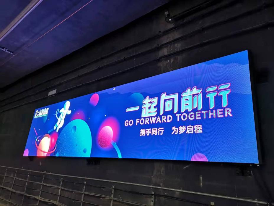 GOB技術,地鐵商顯場景,應用與（yǔ）成效