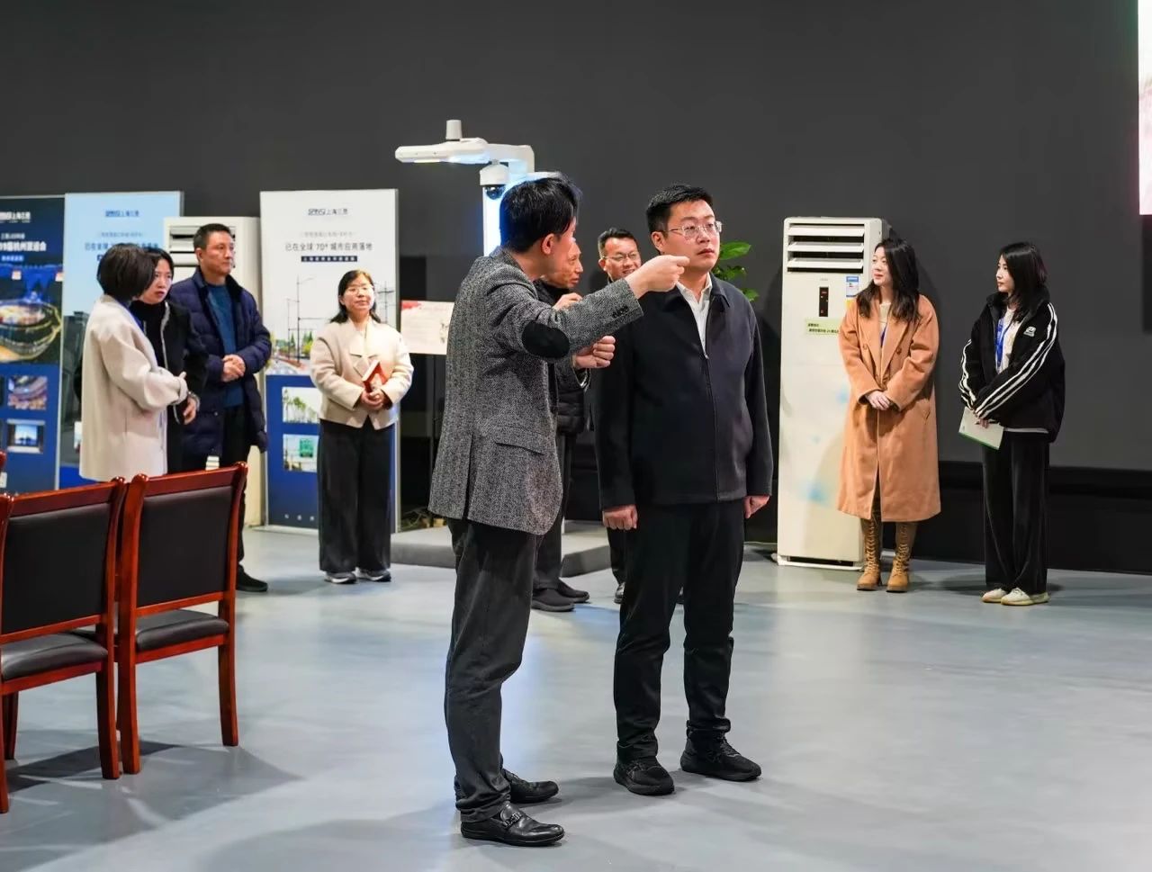 浦江縣,縣長,劉熙,一行赴滬,調研99精品国产兔费观看久久99,以中國之光,點亮全球