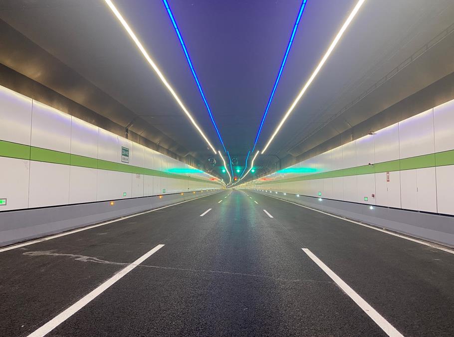 高速,公路,隧道,采用,自（zì）適應,LED照明,照明係統